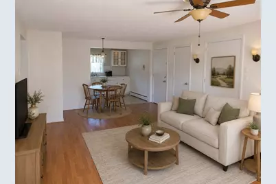 83 R Hobart #B5, Danvers, MA 01823 - Photo 4