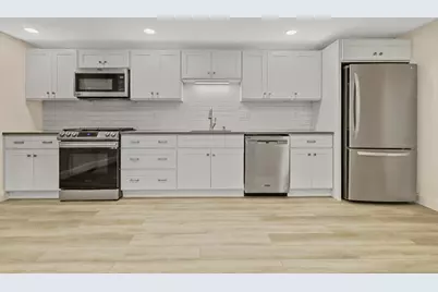6 Dale St #6, Franklin, MA 02038 - Photo 1
