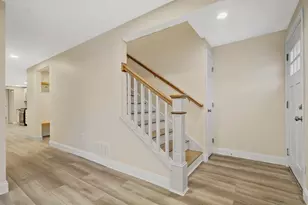 6 Dale St, Franklin, MA 02038 - Photo 10