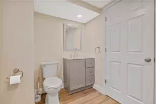 6 Dale St, Franklin, MA 02038 - Photo 14