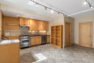 23 Cumberland St, Boston, MA 02115 - Photo 32