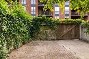 23 Cumberland St, Boston, MA 02115 - Photo 36
