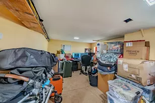 23 Henry St, Saugus, MA 01906 - Photo 18