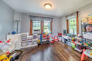 23 Henry St, Saugus, MA 01906 - Photo 6