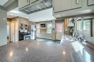 23 Henry St, Saugus, MA 01906 - Photo 10
