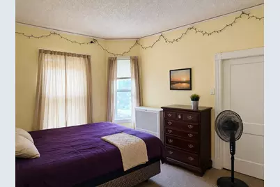 47 Florence Ave, Lowell, MA 01851 - Photo 18