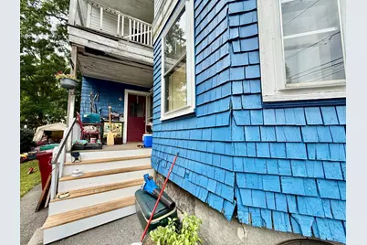 47 Florence Ave, Lowell, MA 01851 - Photo 8