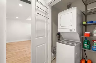 630 Hammond St, Brookline, MA 02467 - Photo 18