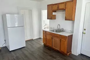 92 Myrtle St, Brockton, MA 02301 - Photo 4