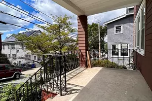11 Sterling St, Somerville, MA 02144 - Photo 22