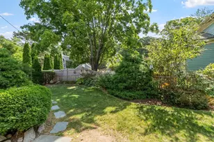 1 Pigeon Hill Ct, Rockport, MA 01966 - Photo 4