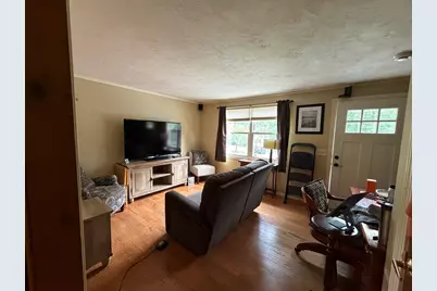 193 Svenson Ave, Worcester, MA 01607 - Photo 4