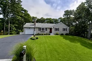 90 Lady Slipper Dr, Dennis, MA 02638 - Photo 2