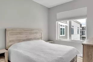 60 Cross St E, Somerville, MA 02145 - Photo 26