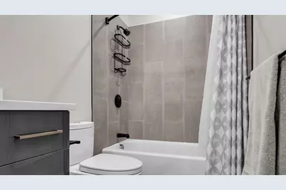60 Cross St E #318, Somerville, MA 02145 - Photo 12