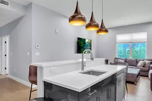 60 Cross St E, Somerville, MA 02145 - Photo 6