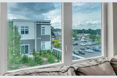 60 Cross St E #318, Somerville, MA 02145 - Photo 8