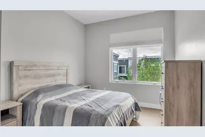60 Cross St E #318, Somerville, MA 02145 - Photo 18