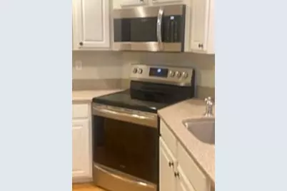 91 Country Squire Rd #91, Uxbridge, MA 01569 - Photo 4