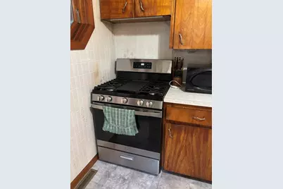 56 Eleventh Ave, Brockton, MA 02302 - Photo 2
