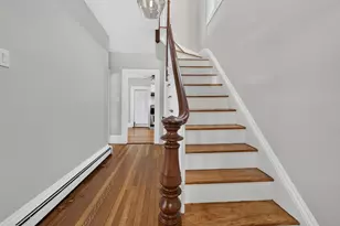 22 Berkeley St, Reading, MA 01867 - Photo 8