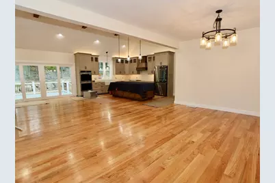 558 Haynes St., Sturbridge, MA 01566 - Photo 6