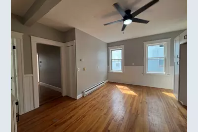 9-1/2 Bourne St, Worcester, MA 01606 - Photo 18