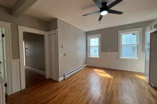 9-1/2 Bourne St, Worcester, MA 01606 - Photo 18