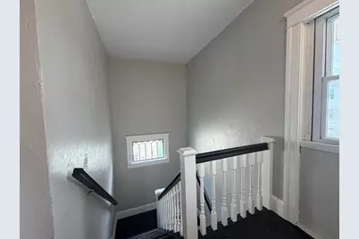 9-1/2 Bourne St, Worcester, MA 01606 - Photo 32