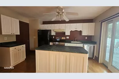 6-8 Gibbons Av. #8, Milford, MA 01757 - Photo 12