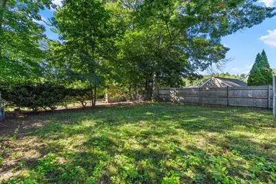 351 Pearl St, Braintree, MA 02184 - Photo 18