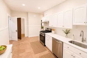 67 Green St, Brookline, MA 02446 - Photo 12