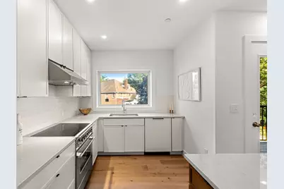 12 Elm Street #12, Newton, MA 02465 - Photo 2