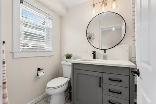 8 Minerva St, Swampscott, MA 01907 - Photo 16