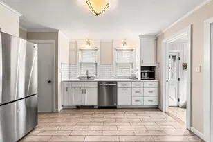 8 Minerva St, Swampscott, MA 01907 - Photo 14