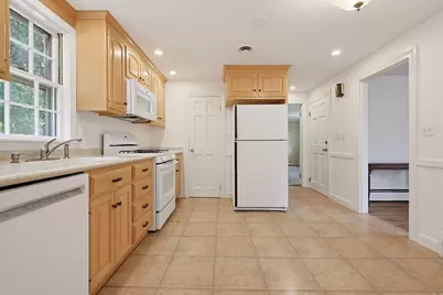 7 Cheryl Dr, Foxboro, MA 02035 - Photo 12