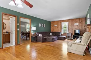 27 Natty Pond Dr, Hubbardston, MA 01452 - Photo 8