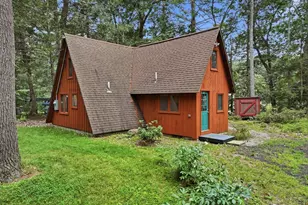 99 Lakeshore Dr, Spencer, MA 01562 - Photo 2