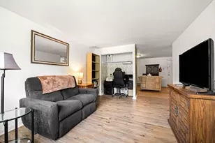 96 Richardson Rd, Chelmsford, MA 01863 - Photo 8