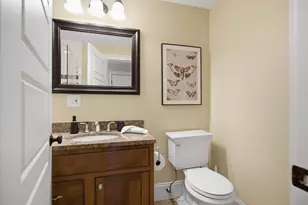 149 A Bishop Allen Dr, Cambridge, MA 02139 - Photo 18