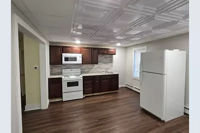 201/203 North Main St #2B, Webster, MA 01570 - Photo 4