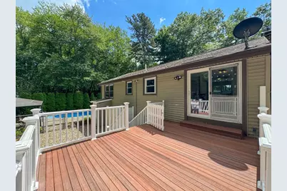 617 Marys Pond Rd, Rochester, MA 02770 - Photo 14