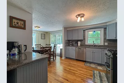617 Marys Pond Rd, Rochester, MA 02770 - Photo 8