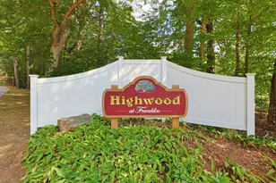 129 Highwood Dr, Franklin, MA 02038 - Photo 32