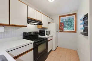 129 Highwood Dr, Franklin, MA 02038 - Photo 10