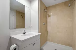 73 Chelsea St, Boston, MA 02129 - Photo 10