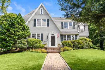 11 Hillcrest Rd, Marblehead, MA 01945 - Photo 1