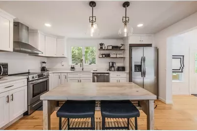 35 Pinecrest Ave, Mashpee, MA 02649 - Photo 8