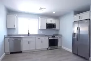 1047 County, Somerset, MA 02726 - Photo 2