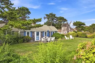 16 Chase Ave, Dennis, MA 02638 - Photo 4